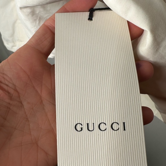 Men’s Gucci windbreaker off-white jacket w hood Size 46 NWTChest 25’, Length 28’ - Picture 13 of 14